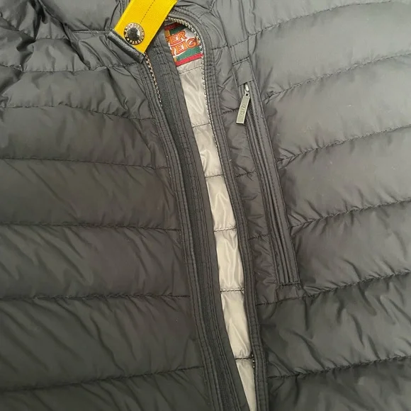 PARAJUMPERS Jacket - Picture 6 of 7